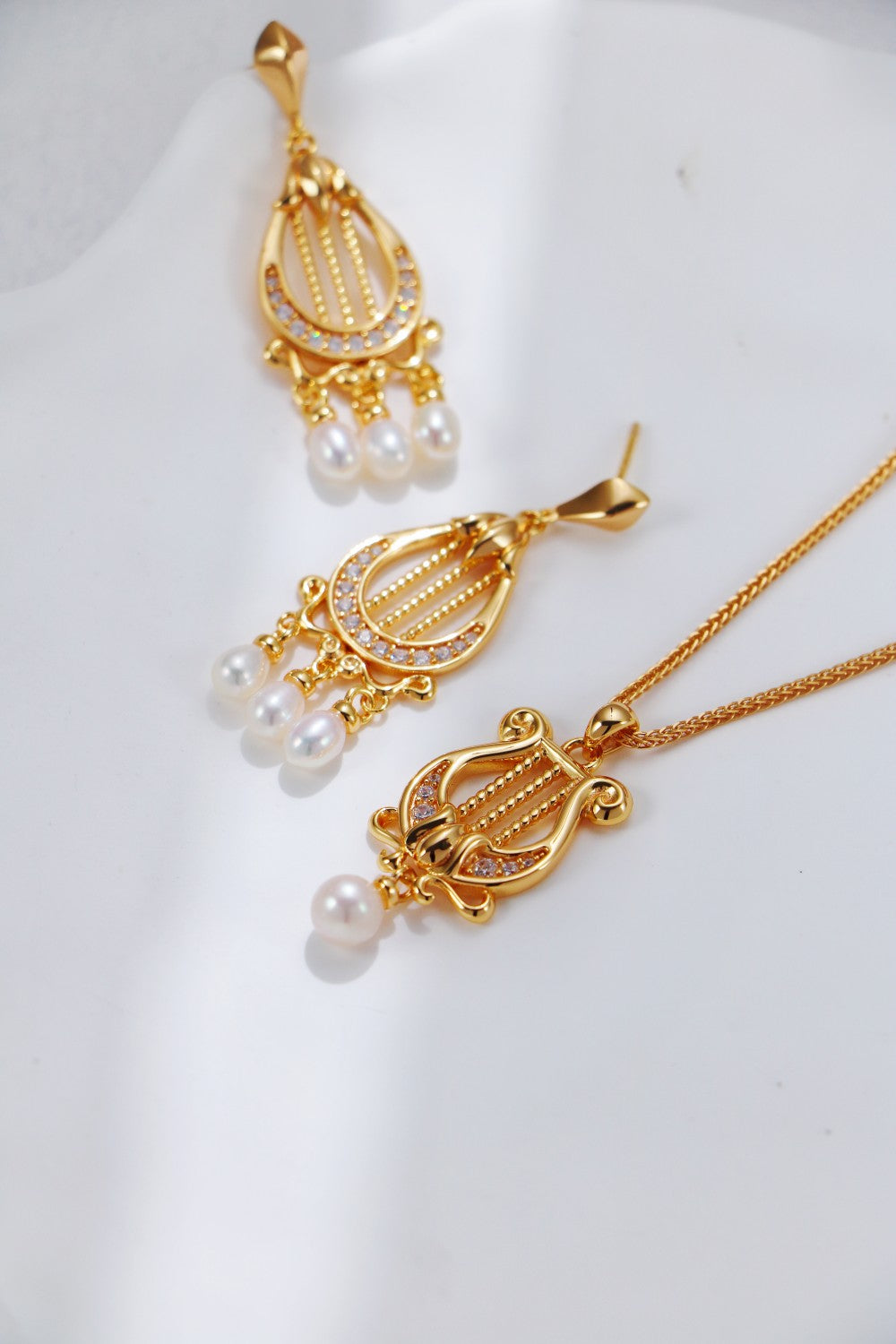 Lyre Natural Pearl S925 Jewelry Collection