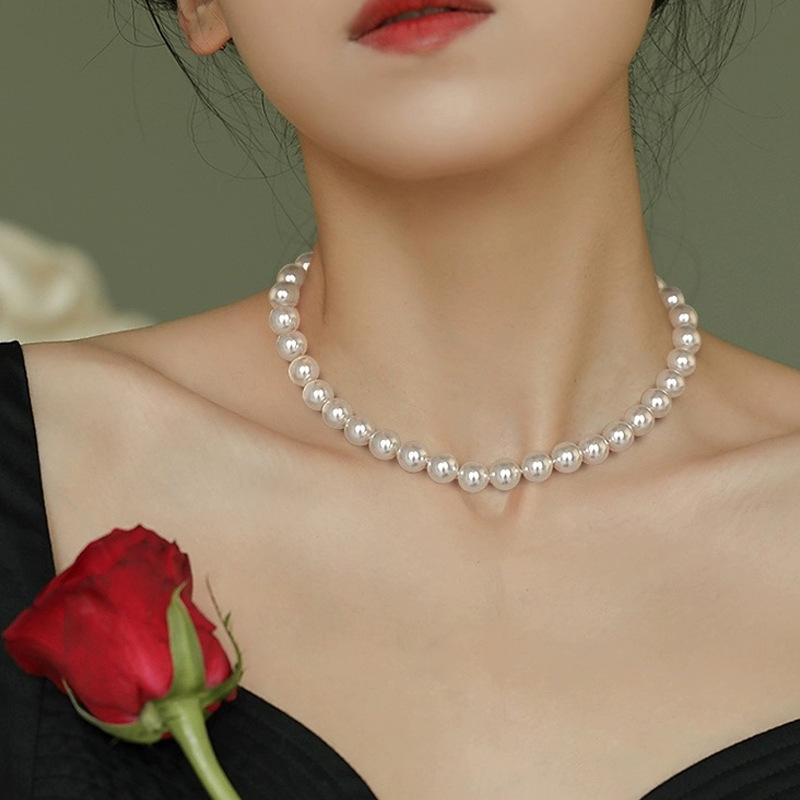 165Classic Elegant White Pearl Choker Necklace