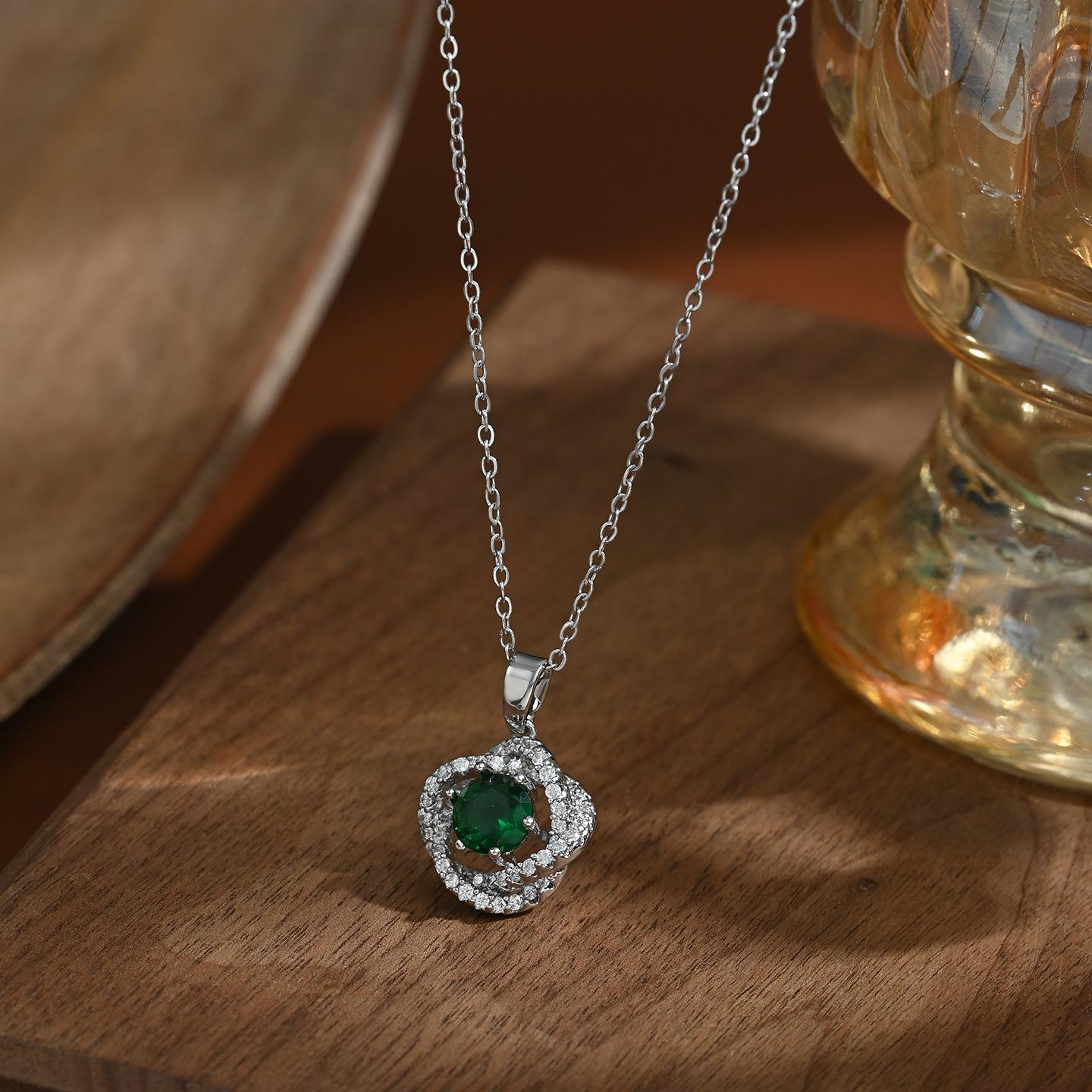172-173.Emerald Crystal Swirl Halo Pendant Necklace (Silver & Gold)