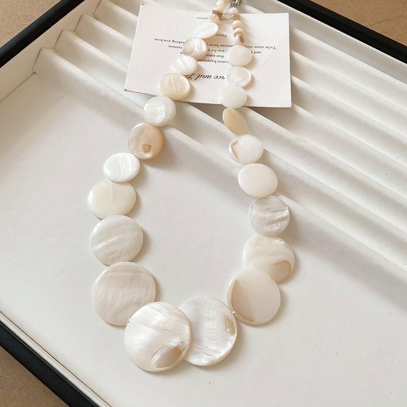 88Classic Hepburn Style Large Pearl Necklace