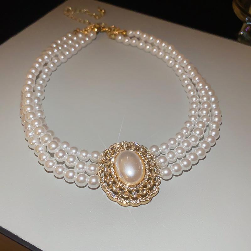 Château Pearl Jewelry Set