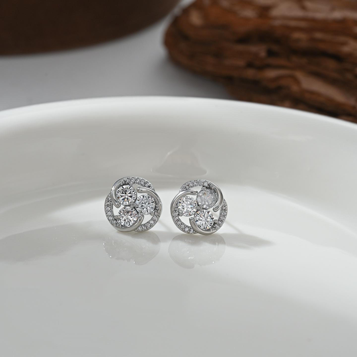 142-143French Vintage Double Hoop Earrings