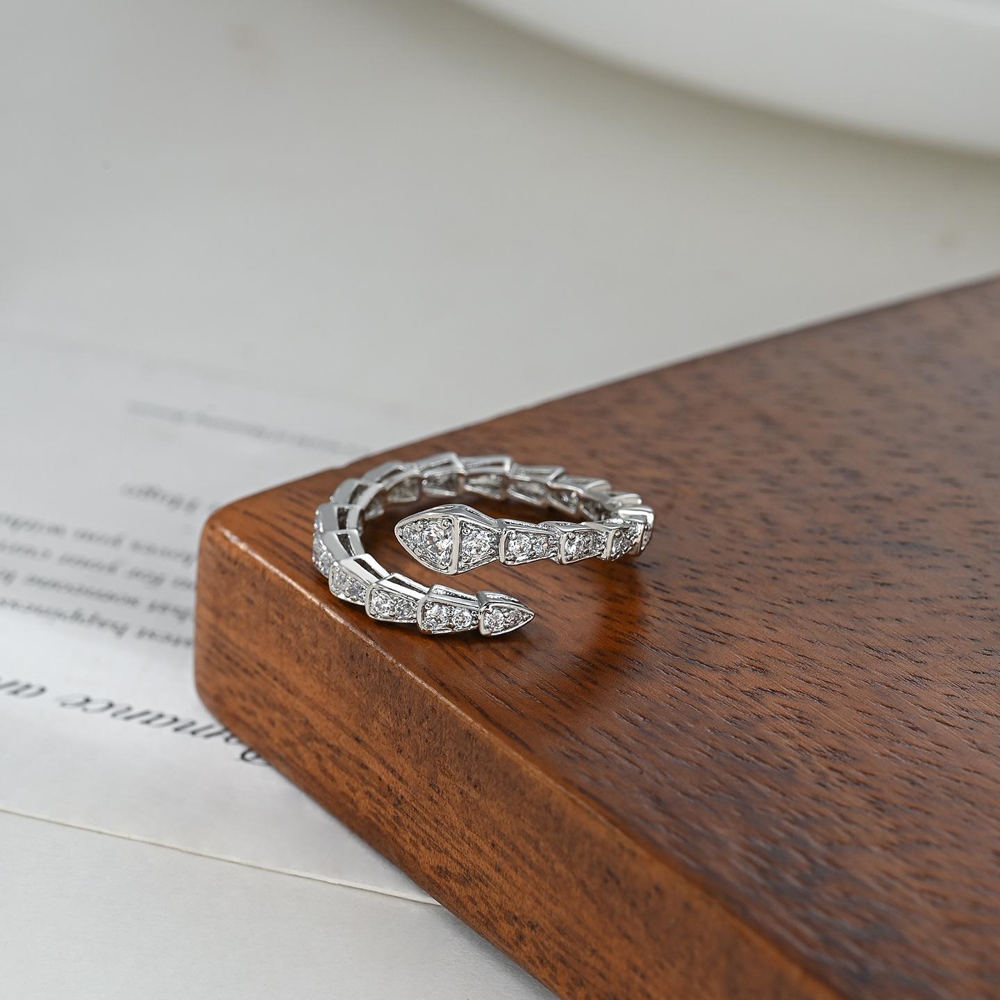 178-179.Pavé Crystal Snake Wrap Open Ring (Gold & Silver)
